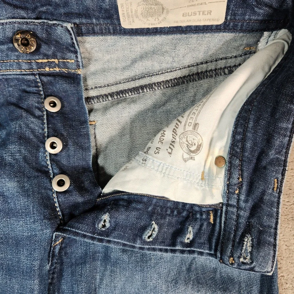 Diesel Buster 084GR Stretch Regular‎ Slim Tapered Blue Wash Denim Jeans
